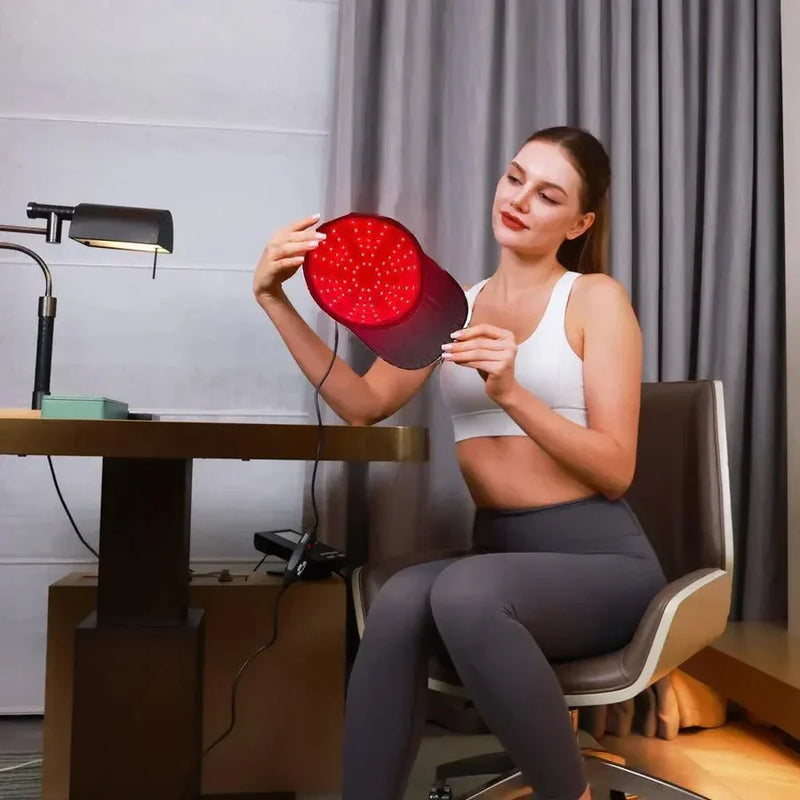 CAPILUS MAX™ Boné de LED Terapia Capilar Anti Queda - Estimula o crescimento e reduz a queda capilar.